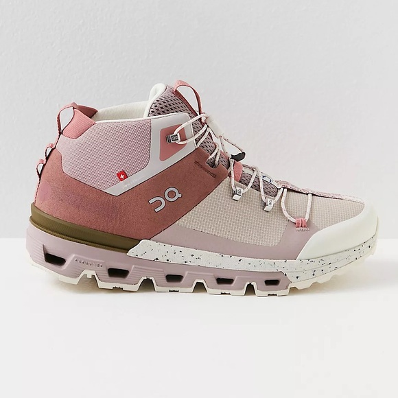 NEW On Cloudtrax In Rose / Ivory Size 10- 10.5 - Picture 3 of 16